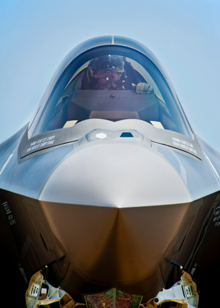 Illustration for article titled Airplane Porn: The First F-35 Arrives at Its First Home